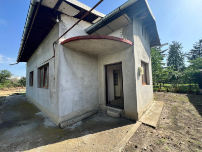 Vanzare casa cu teren 600mp in Ploiesti  Strada Pielari